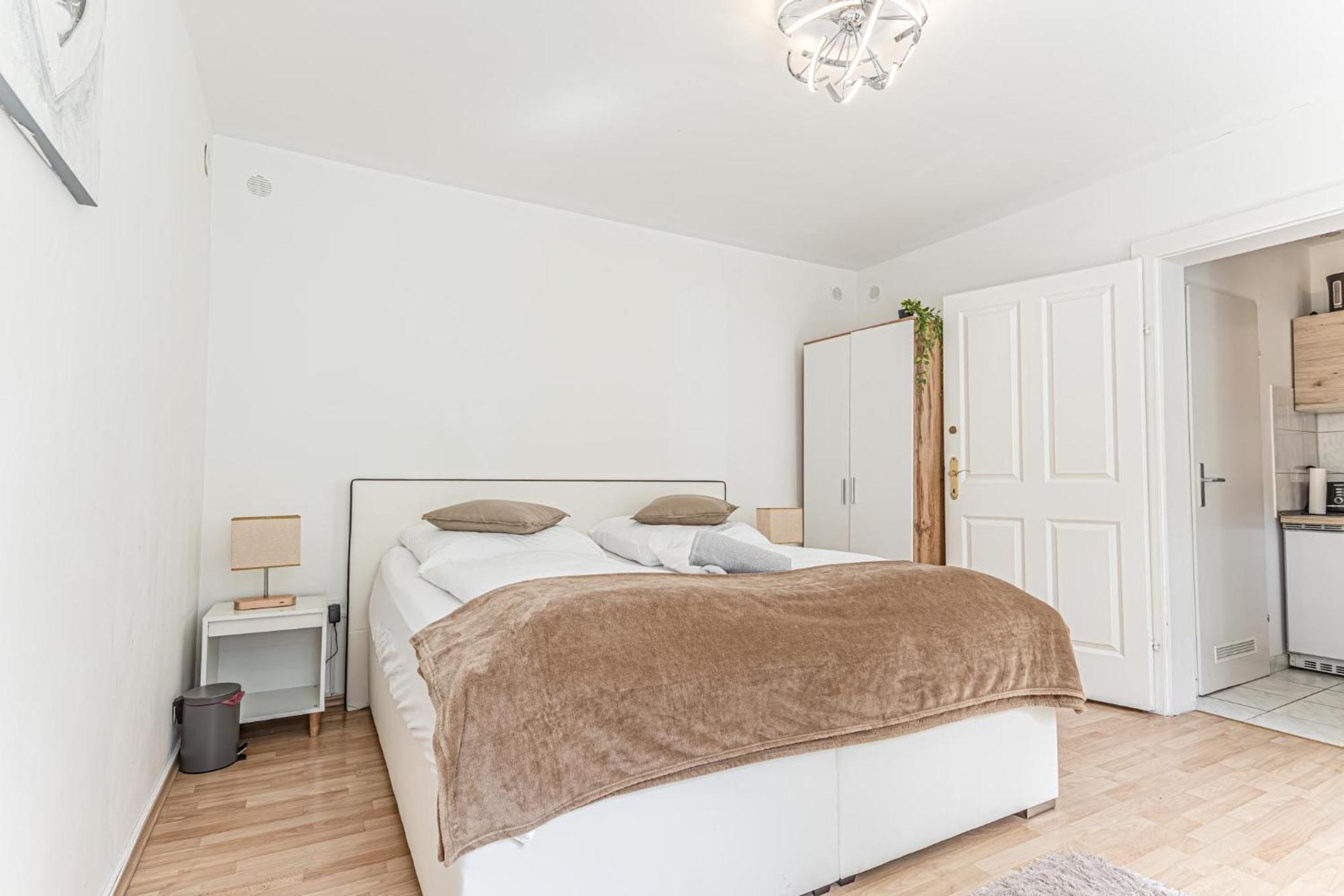 City Vibes: 1Br Apt, 10 Min To Westbahnhof Βιέννη Εξωτερικό φωτογραφία